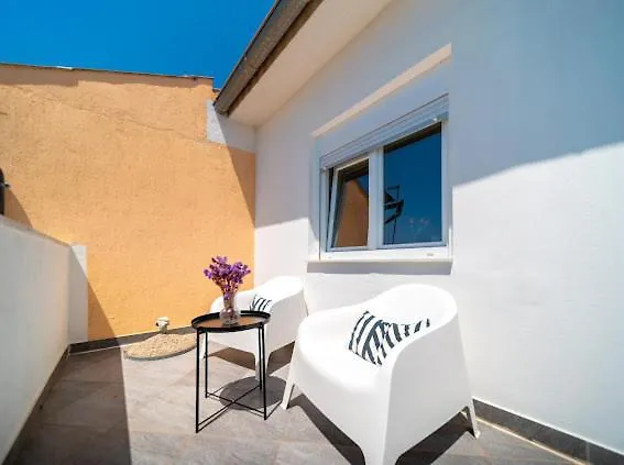 Appartement Laganini Apartman Rab Rab Town Kroatië
